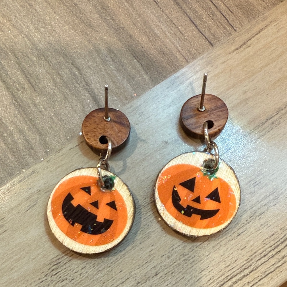 2 for $15! Handmade Halloween Pumpkin Earrings